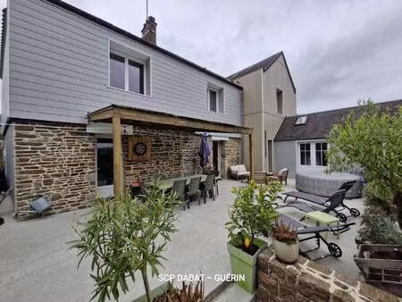 vente maison à saint-hilaire-du-harcouët (50600) : à vendre / 145m² saint-hilaire-du-harco
