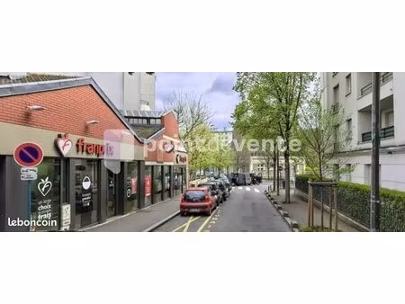 commerce habillement/textile 15 m²