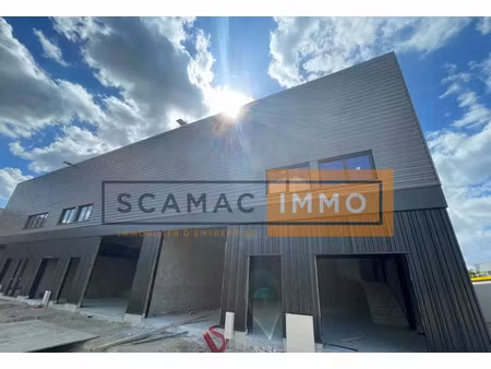 local d'activités de 181m²