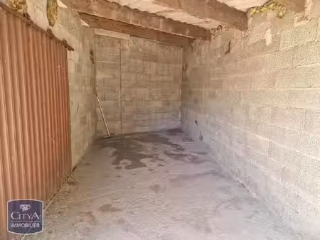 parking à louer 10 m² - fraisses (42) - 41€