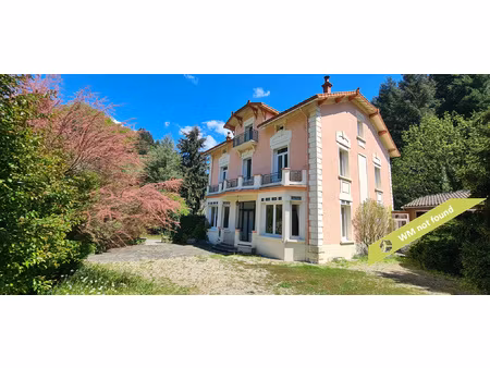 maison de charme avec dépendance et garage/atelier potenti