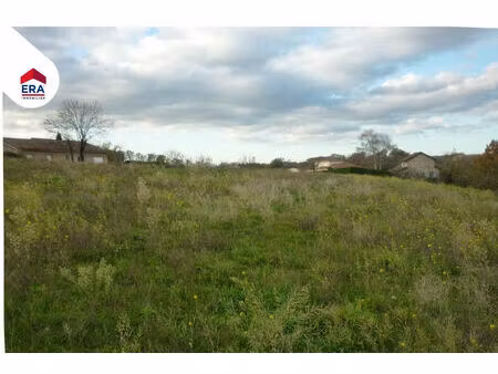 terrain à bâtir de 1.211m2 à figeac