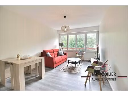 lumineux 2 pièces à 900m de la plage