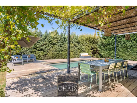 appartement avec piscine privative et jardin