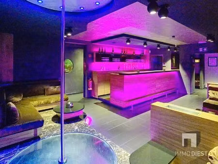 uniek handelspand met exclusieve afwerking op triple a locatie