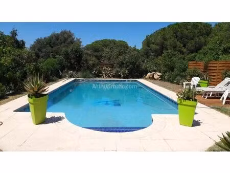 vente villa 7 pièces 207 m2 à l'île-rousse