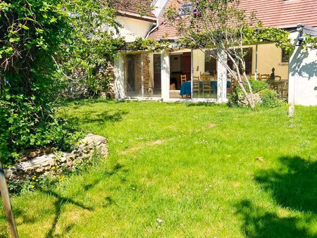 maison familiale 4 chambres avec studio indépendant et grand