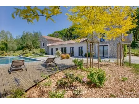 domaine d'exception au charme napoléonien dans un écrin de nature