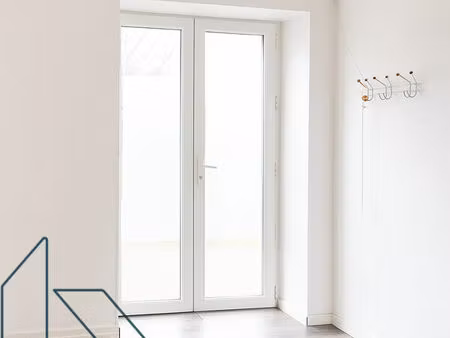 vente bureau 50 m² séné (56860)