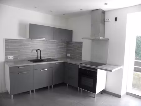 vente immeuble 110 m² à adissan (34230)  129 000 €