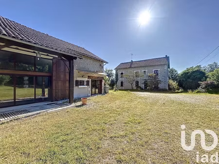 vente maison 10 pièces 375 m² à saint-etienne-de-puycorbier (24400)  445 000 €