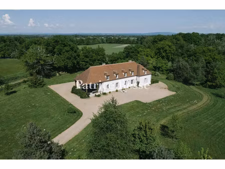 vente maison 8 pièces 330 m² à moulins (03000)  1 400 000 €