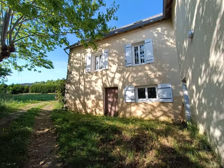 corps de ferme rénové avec vue panoramique saint-julien-au