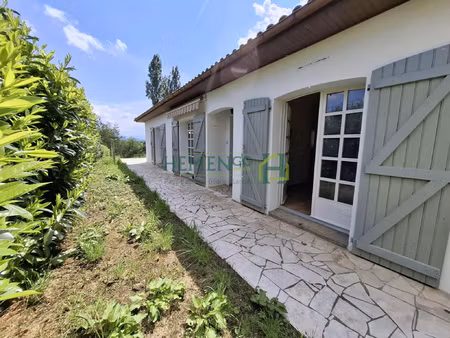 en exclusivité maison de plain-pied avec vue dégagée sur les