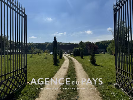 propriete sur 1.5 hectares - 1 h 30 paris