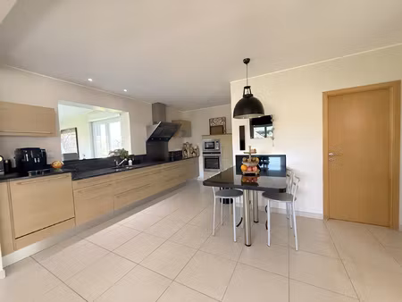 roussy-le-village -quartier résidentiel  maison individuelle