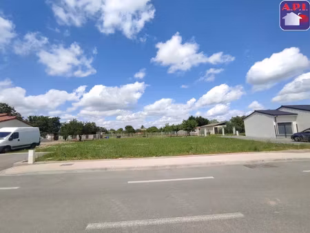 vente terrain à cazeres (31220)  61 600 €