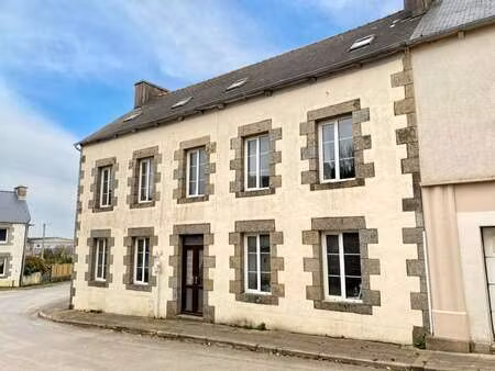 vente maison à uzel (22460) : à vendre / 178m² uzel
