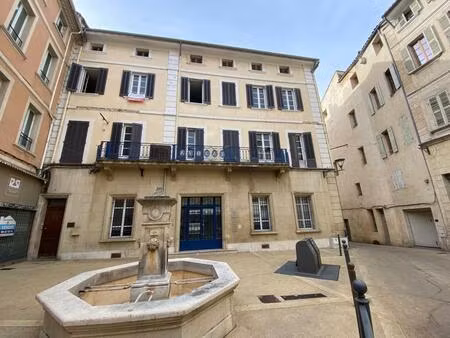 bureaux à vendre avec ascenseur