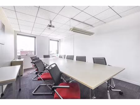 location meublée locaux professionnels 20 m² à toulouse (31000)  1 129 €