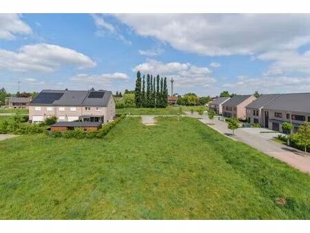 terrain de 281 m² « libre de constructeur » à vendre à liers