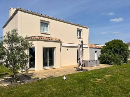 vente maison à la chapelle basse mer (44450) : à vendre / 130m² la chapelle basse mer