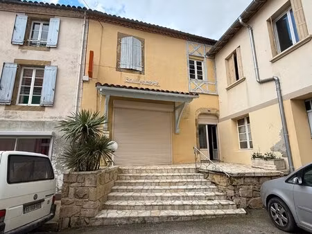 immeuble de rapport locatif avec grand garage attenant