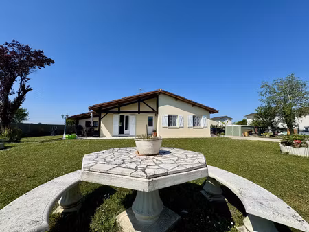 maison de 130m² à anglade- bien en état exceptionnel !