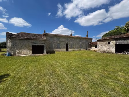 vente maison 5 pièces 227.49 m² à champagnolles (17240)  284 000 €