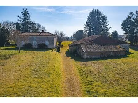 corps de ferme avec terrain constructible