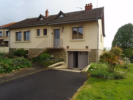 maison individuelle de 150 m2 sh avec terrain et garage à vivier au court