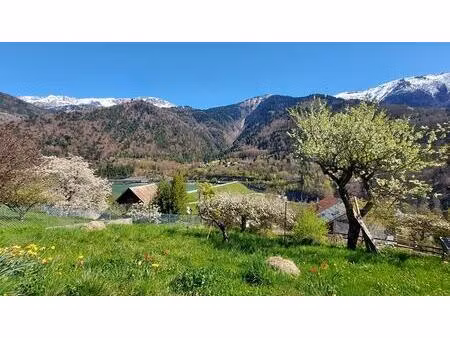 allemond - maison de village en pierre