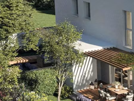 appartement t4 neuf avec terrasse et parking
