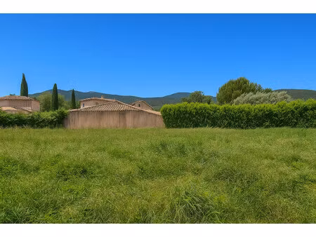 à vendre tab 816m² à gonfaron