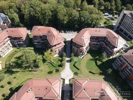 magnifique appartement 3 chambres entouré d'un parc privatif