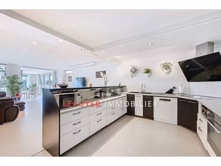 vente appartement 4 pièces 143.02 m² à le golfe juan (06220)  525 000 €