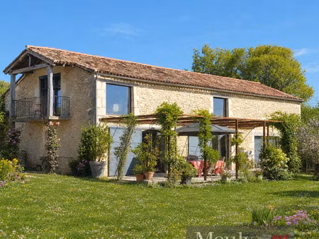 superbe grange restauree esprit loft a 25 min sud cahors-ch