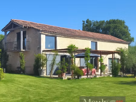 superbe grange restauree esprit loft a 25 min sud cahors