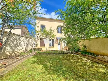 vente maison au petit-quevilly (76140) : à vendre / 91m² le petit-quevilly