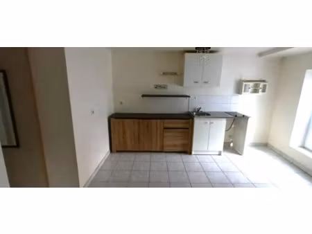 location appartement 2 pièces 33 m² à chateau-thierry (02400)  470 €