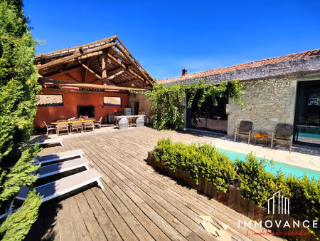 bergerie rénovée de 340 m² avec jardin