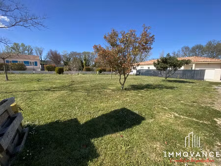 terrain à vendre bagard