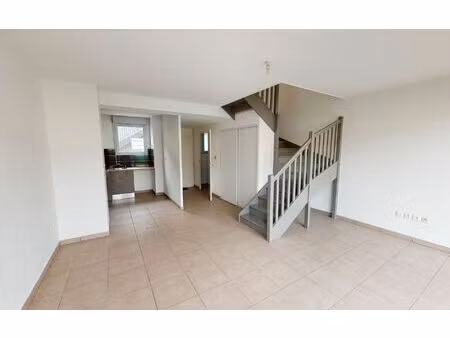 location maison  m² t-3 à launaguet  790 €