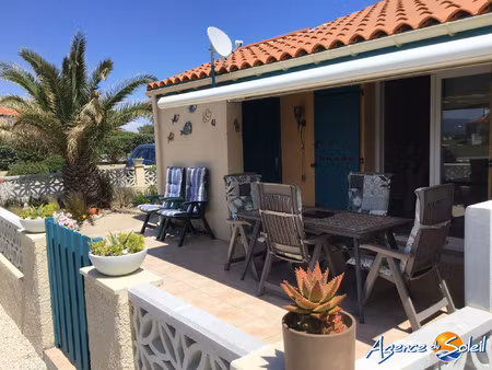 proche l'étang avec très belle extérieur