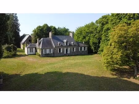 magnifique demeure en pierre à 2h30 de paris