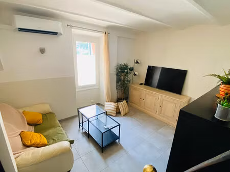 venelles - maison 65m² centre village rénovée et climatisée