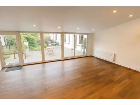 bureaux à vendre de 670 m² à boulogne billancourt : proche transports  jardin  locaux en b