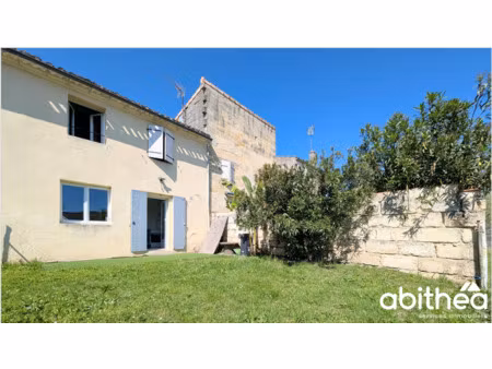 maison f4 rénovée de 69 m2 en plein coeur des billaux !