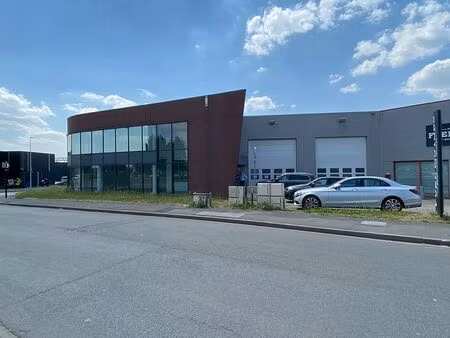 location local d'activités seclin 750 m²