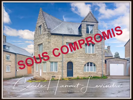 roz sur couesnon - maison de bourg en pierre 177 m² - 5 chambres - avec courette et garage